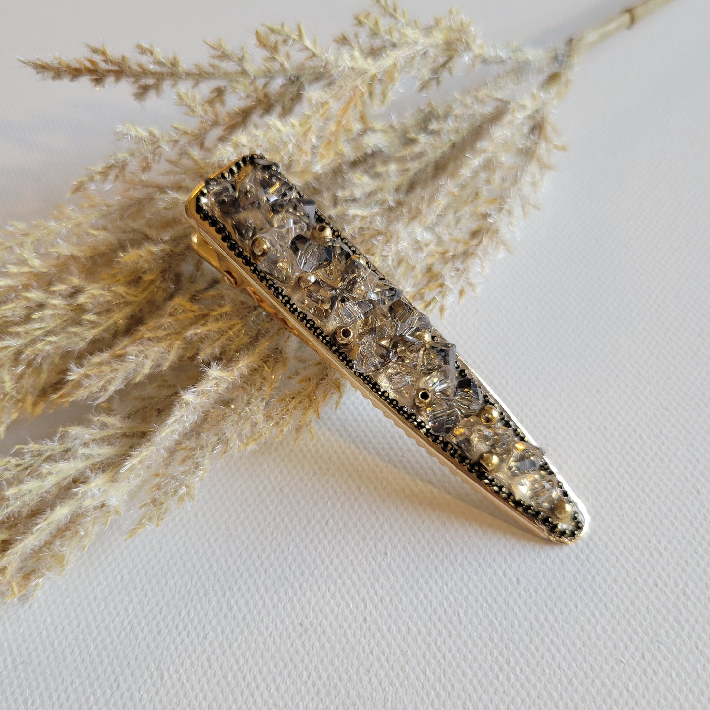 Ash Grey Geometric Crystal