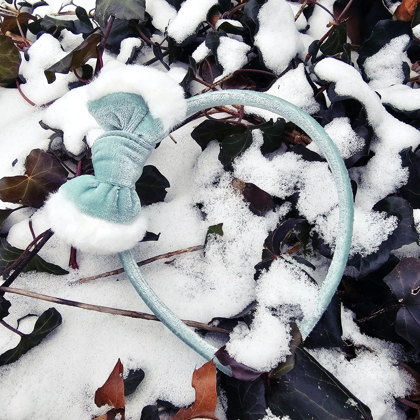 Fur Trimmed Velvet Knotted Bow Headband