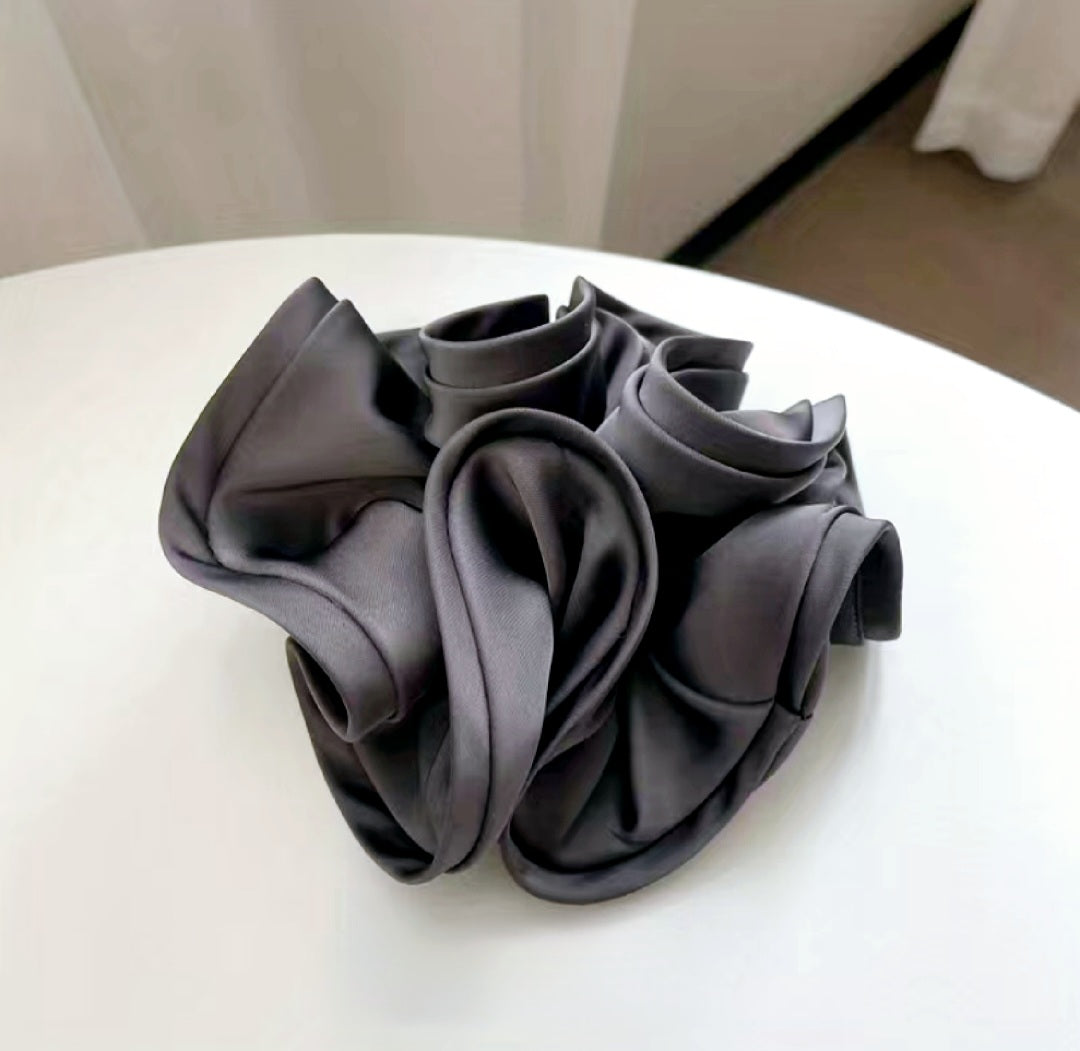Satin Scrunchie - Gray