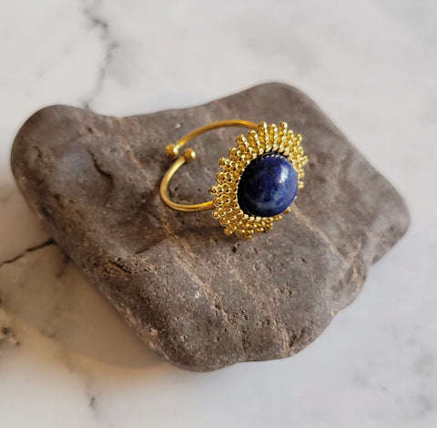 VINTAGE BLUE AGATE STONE RING